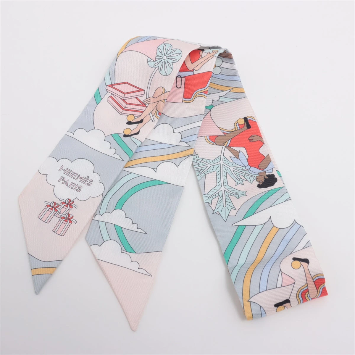 【ご予約品】 エルメス ツイリー CARRES VOLANTS 空飛ぶカレ スカーフ シルク 小物