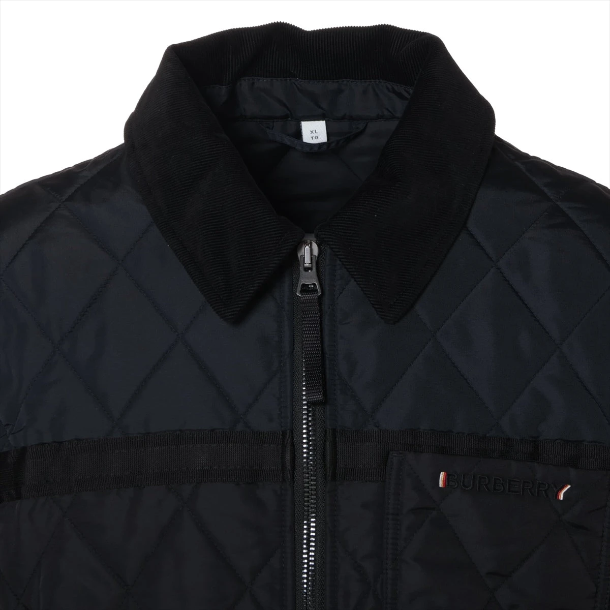 【関税込み】Burberry ブラック キルティングジャケット 676121d0be66f.webp