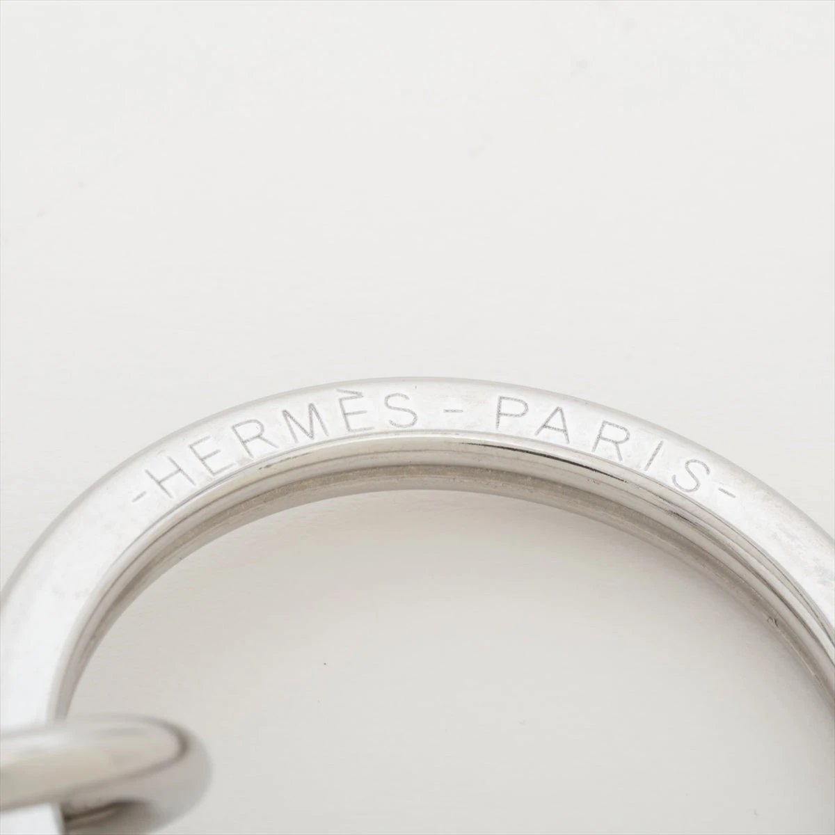 エルメス イリュージョン キー チャーム GP シルバー A3307127｜中古