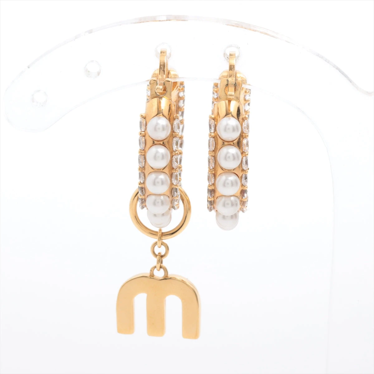 Miu Miu 人工パールピアス ゴールド 正規品 MIU MIU - miumiu ミュウミュウ アシンメトリー ロゴ パール
