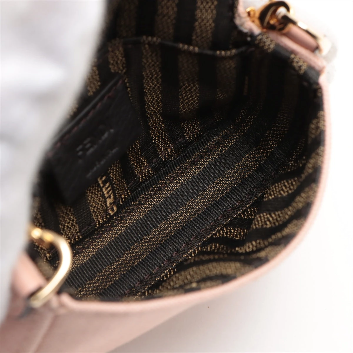 FENDI ズッカ ナノバゲット キャンバス チェーンショルダーバッグストラップ FENDI ズッカ ナノバゲット キャンバス チェーンショルダー