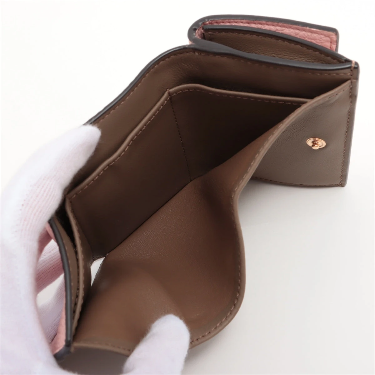 ◇フェンディ◇レザー/ピーカブー/セレリア/コンパクトウォレット/財布/ブランド FENDI フェンディ 財布 二つ折り財布 ピーカブー セレリア