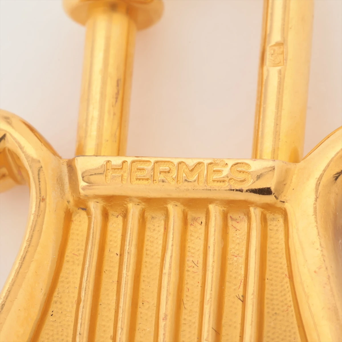 希少❗️HERMES エルメス1996年限定 チャーム カデナ ハープ  ゴールド 11630487_1.jpg