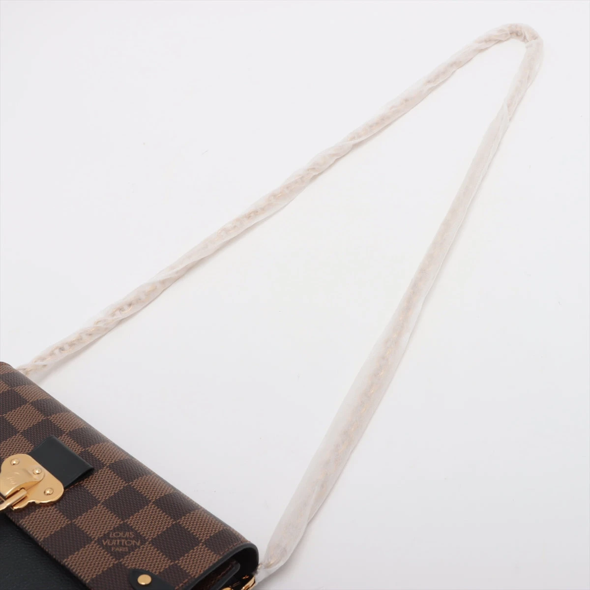 【手に持つだけでエレガント】LV チェーンウォレット Vavin 210.jpg