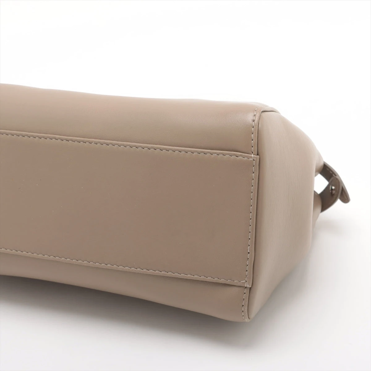 フェンディ ミニピーカブー レザー 2WAYハンドバッグ ベージュ 8BN244