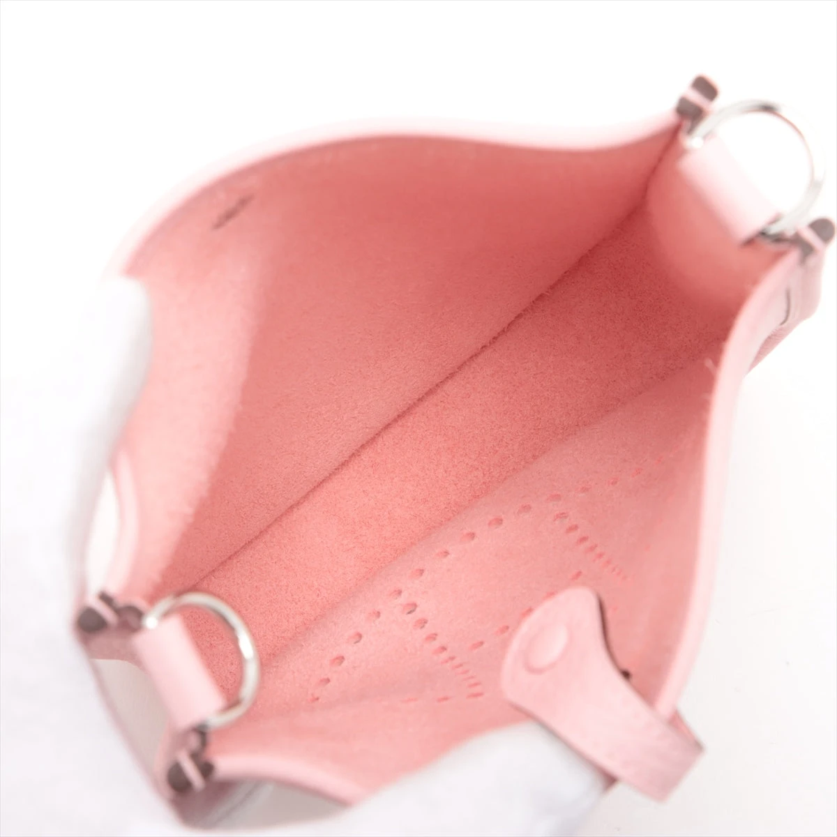 【HERMES】エブリン TPM 16バッグ ローズサクラ 入手困難♪HERMES ミニエヴリン TPM 16サイズ ローズサクラ