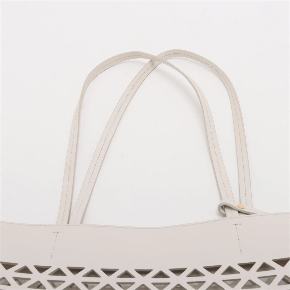 （新品）PRADA レザートートバッグ 1BG503 プラダ プラダ レザー トートバッグ ホワイト 1BG503 AP097144｜中古