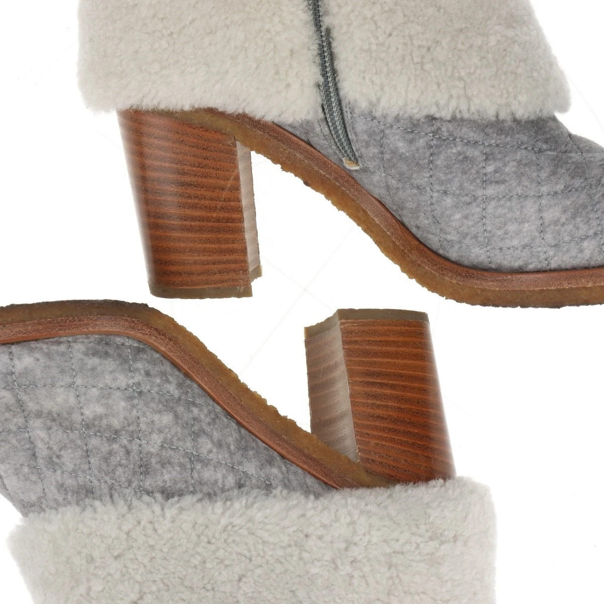 CHANEL ココマーク ムートンブーツ グレー 37 1/2 CHANEL シャネル ブーツ シアリング ムートン ボア ロゴ ココ