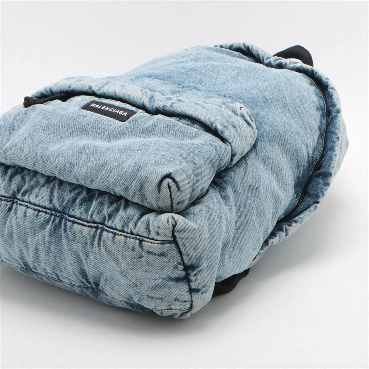 BALENCIAGA デニムリュック Men's Explorer Backpack in Faded Blue | Balenciaga US