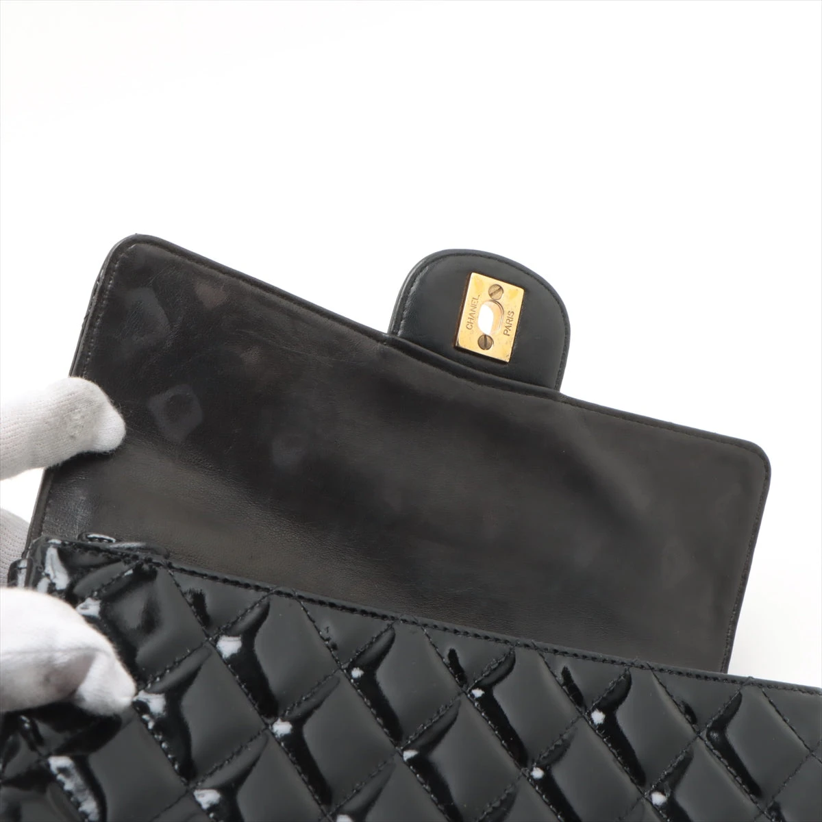 シャネル マトラッセ パテントレザー チェーンショルダーバッグ