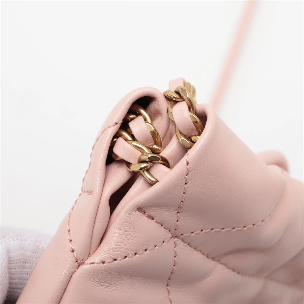 シャネル シャネル22ミニ レザー チェーンショルダーバッグ