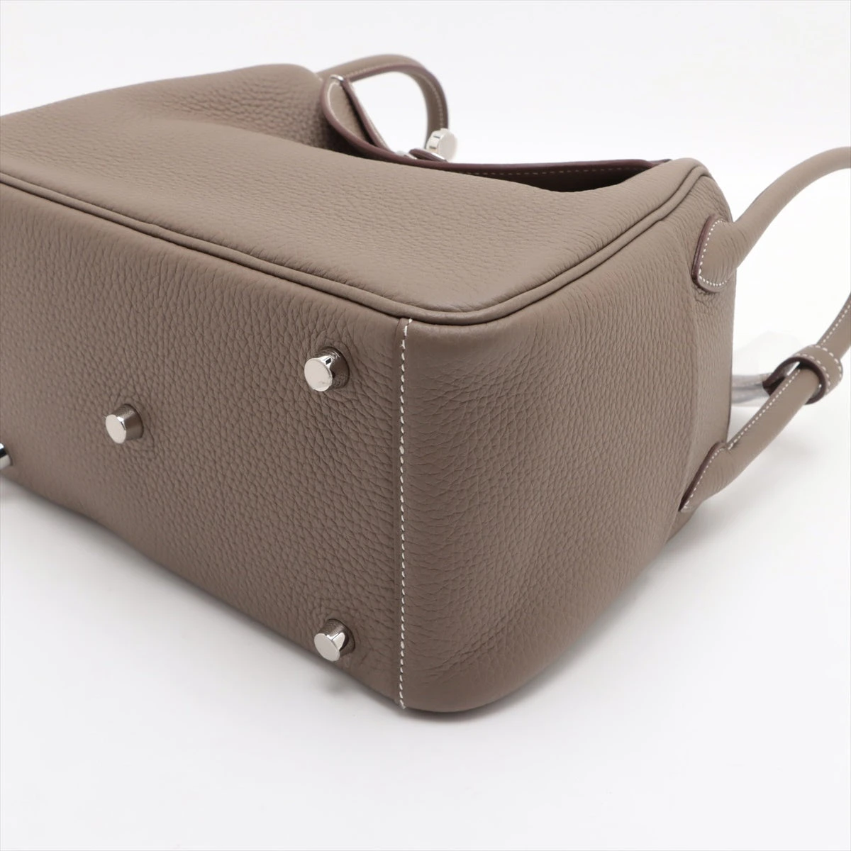 エルメス リンディ26 トリヨンクレマンス エトゥープ シルバー金具 W 