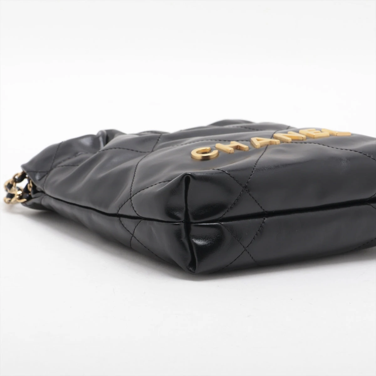 シャネル シャネル22 ミニ レザー チェーンショルダーバッグ ブラック
