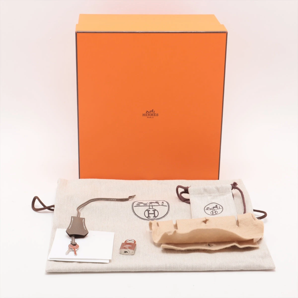 HERMES アトゥーPM 楽天市場】HERMES エルメス フラット アトゥー PM 化粧ポーチ
