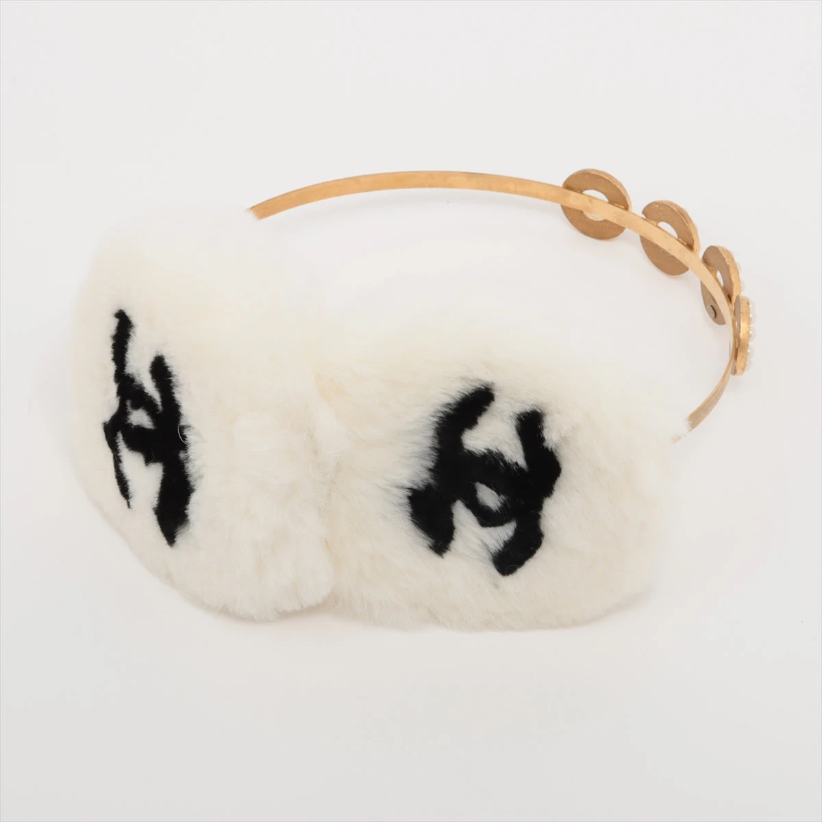 CHANEL(イヤーマフ)のフリマアイテム一覧 シャネル イヤーマフ CHANEL(イヤーマフ)のフリマアイテム一覧 シャネル イヤーマフ