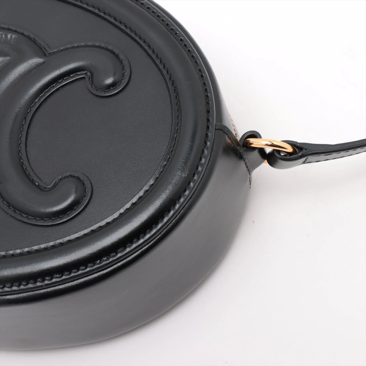 【CELINE】オーバルパース キュイル トリオンフ ラージ・中古 CELINE 美品 セリーヌ クロスボディ オーバルパース キュイル