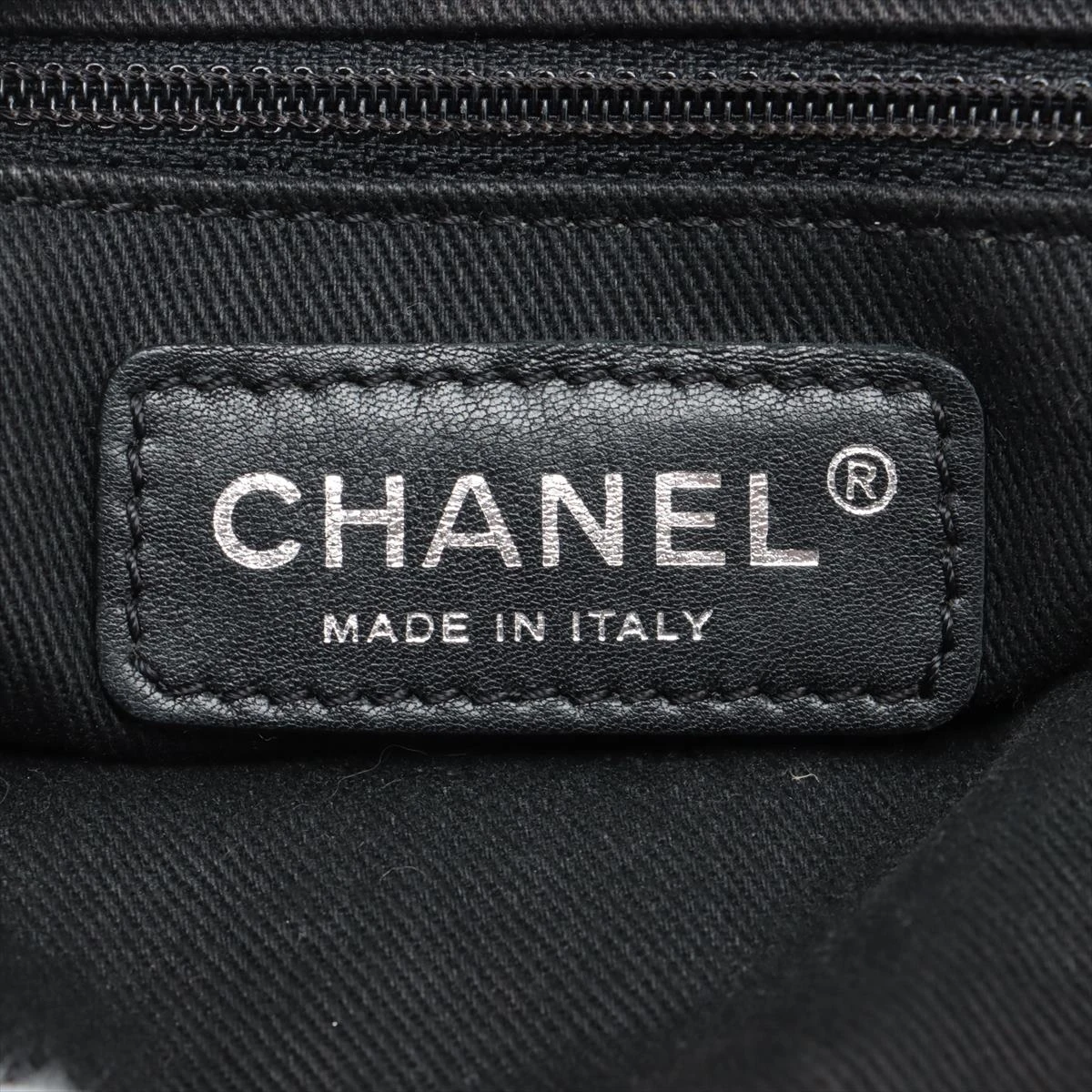 シャネル ダイヤステッチ レザー チェーンショルダーバッグ ココマーク