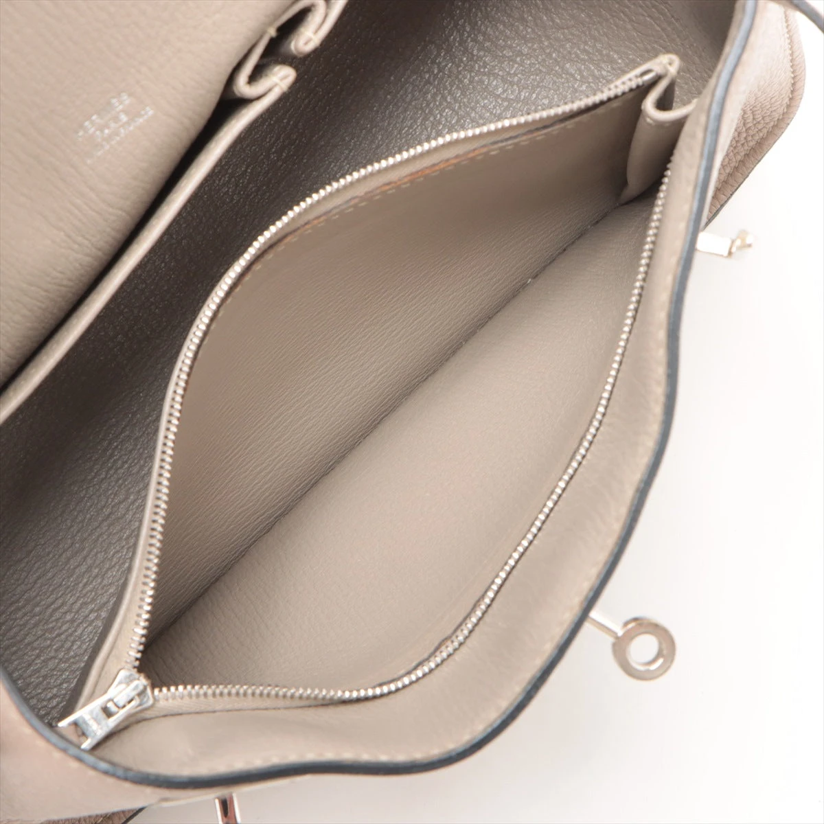 エルメス ジプシエール28 トリヨンクレマンス トゥルティエールグレー