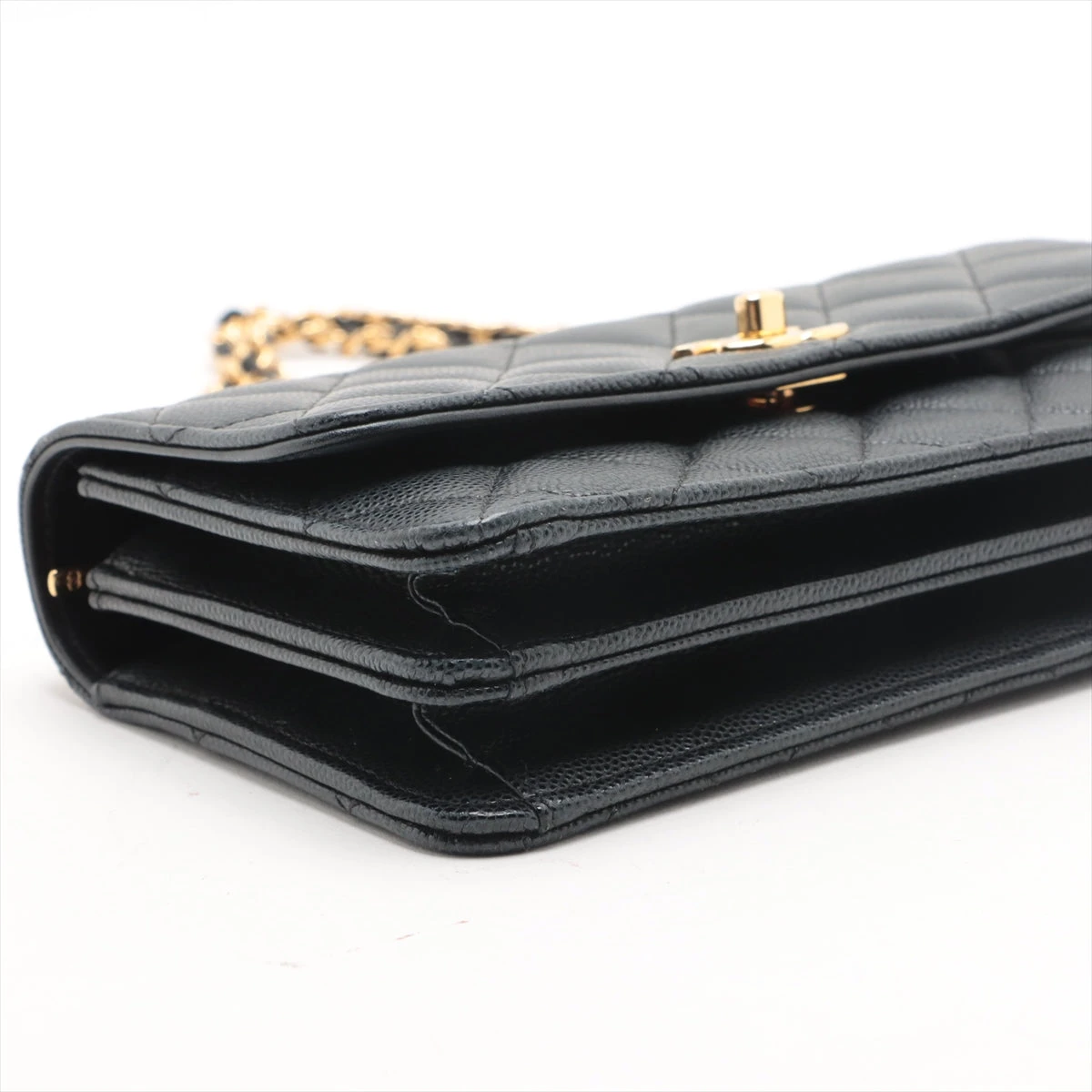 シャネル マトラッセ キャビアスキン チェーンウォレット