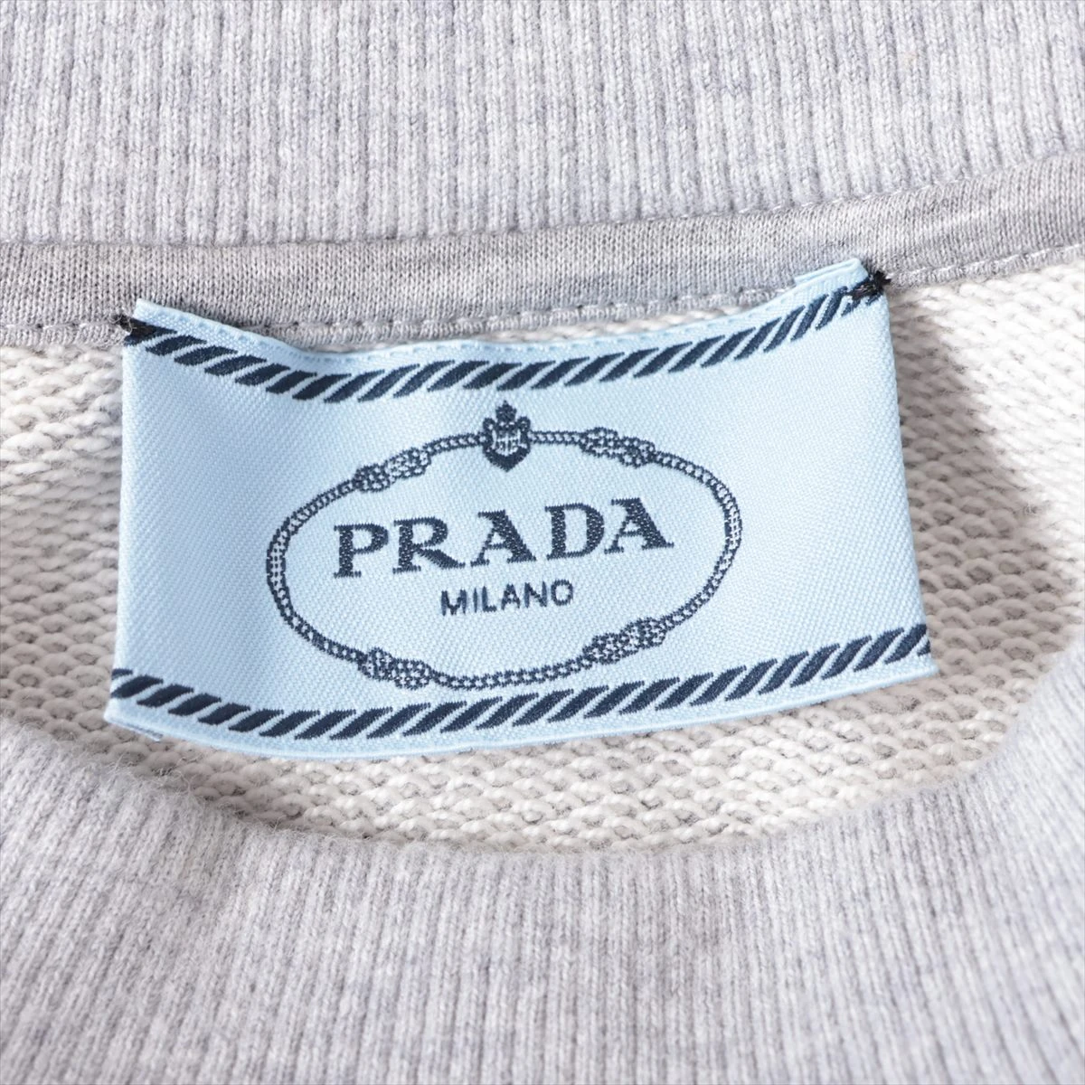 プラダ　トライアングルロゴ　スウェット　Tシャツ Prada トライアングルロゴ Tシャツ | ブルー | FARFETCH JP