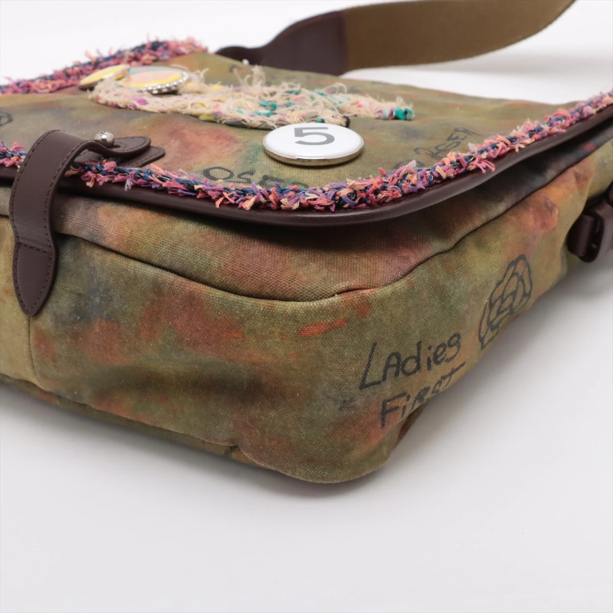 シャネル エンブロイダリー キャンバス×レザー ショルダーバッグ