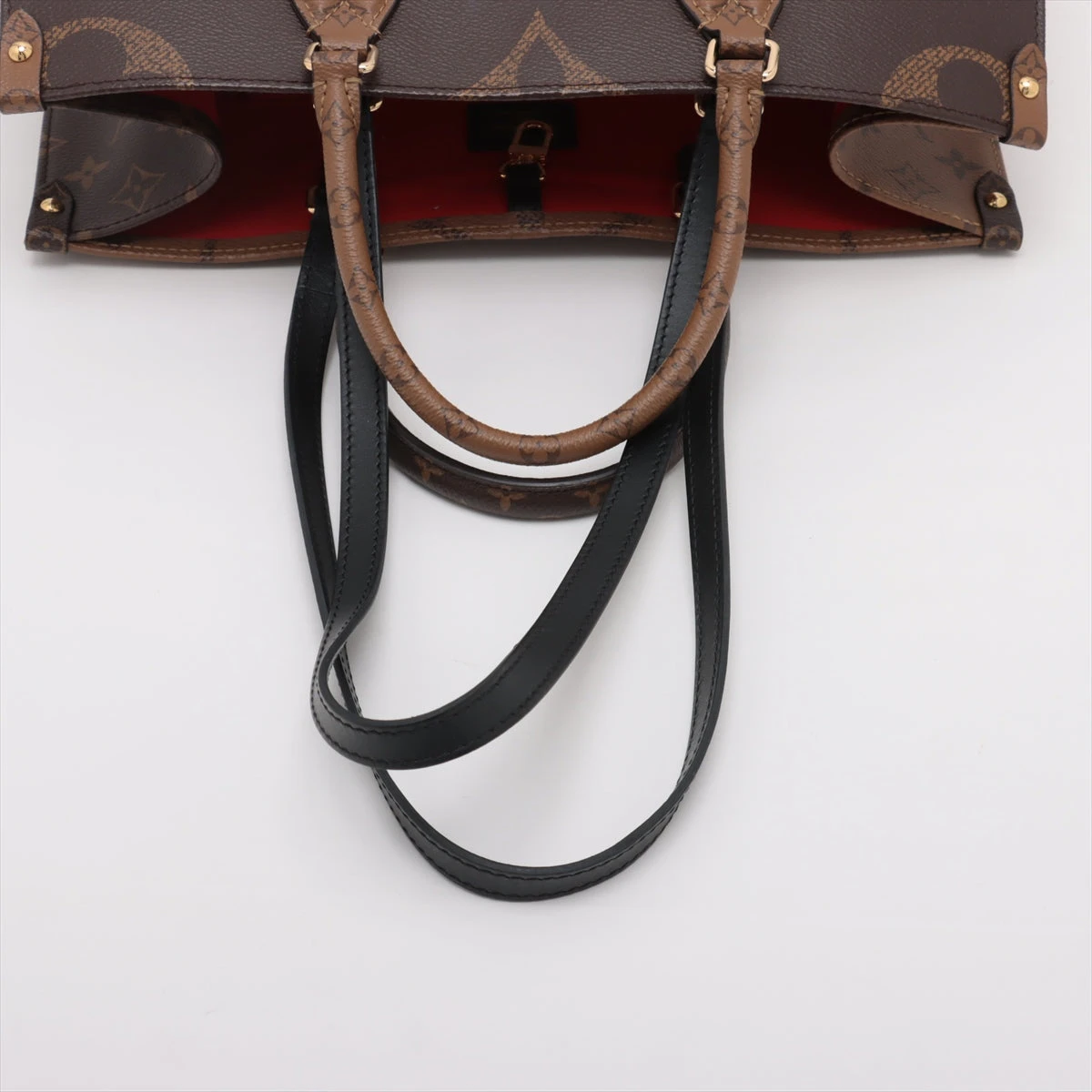 ルイヴィトン ジャイアントモノグラムリバース オンザゴーMM M45321