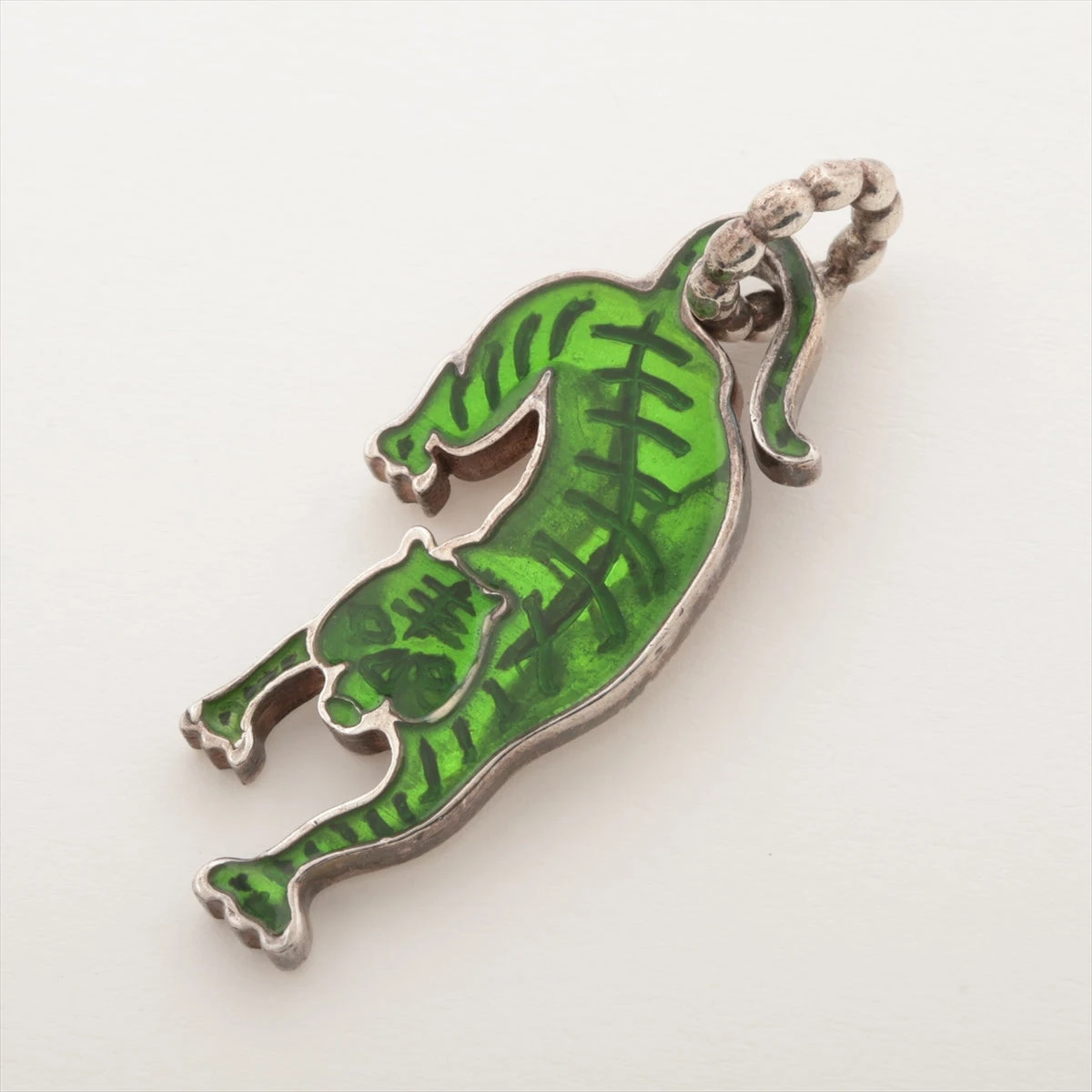 希少　廃盤　GUCCI　タイガー　チャーム　ペンダントトップ　グリーン 希少 廃盤 GUCCI タイガー チャーム ペンダントトップ グリーン