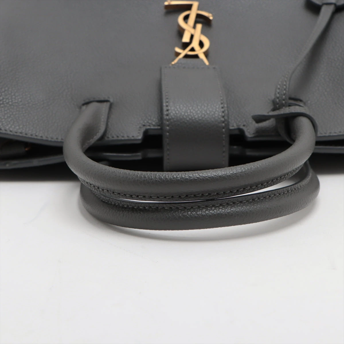 サンローランパリ ダウンタウンカバス レザー 2WAYハンドバッグ サンローランパリ ダウンタウンカバス レザー 2WAYハンドバッグ