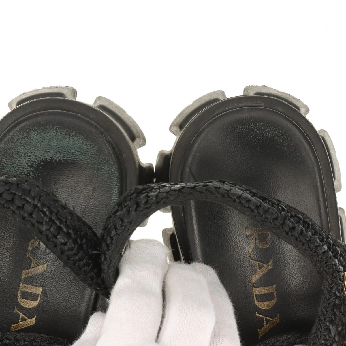 美品 プラダ モノリス トライアングルロゴ グルカサンダル ラフィア 24.5 楽天市場】PRADA (プラダ) モノリス ラバー サンダル 1X853M #35