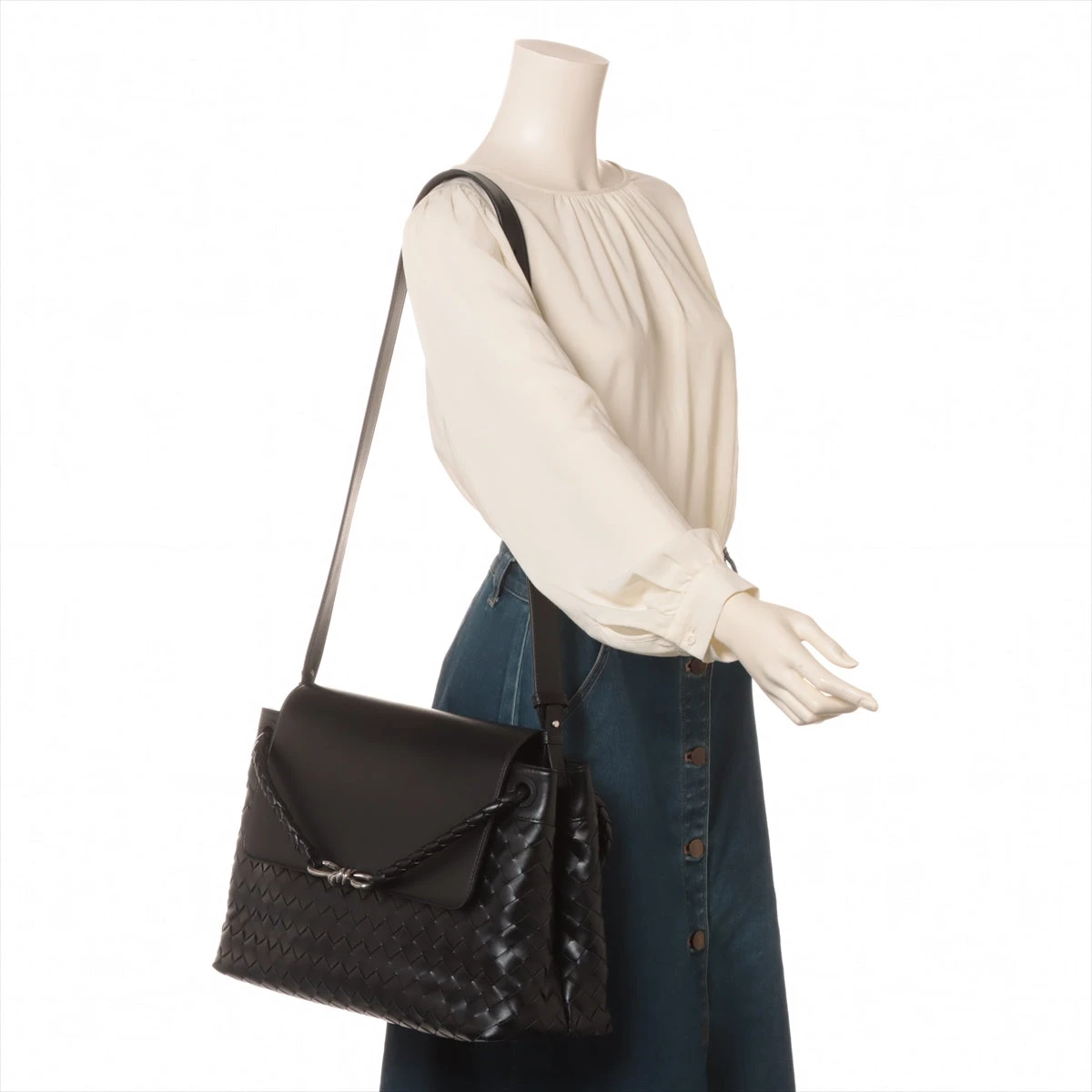 ボッテガヴェネタ イントレチャート ラージ アンディアーモ