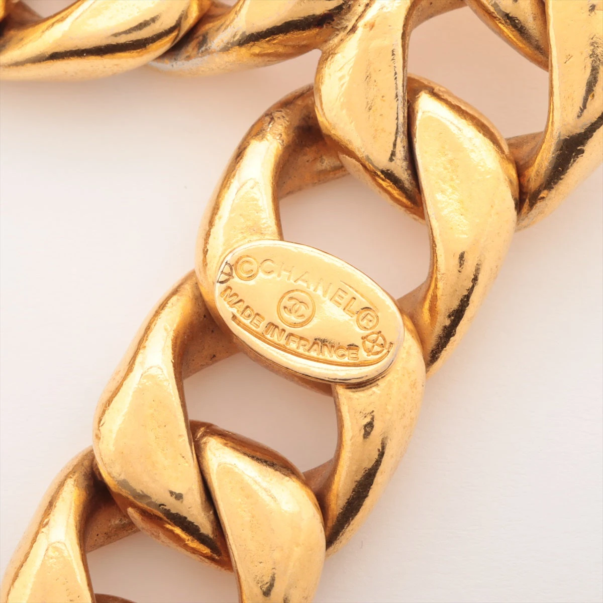 CHANEL チェーンベルト ココマーク パフューム