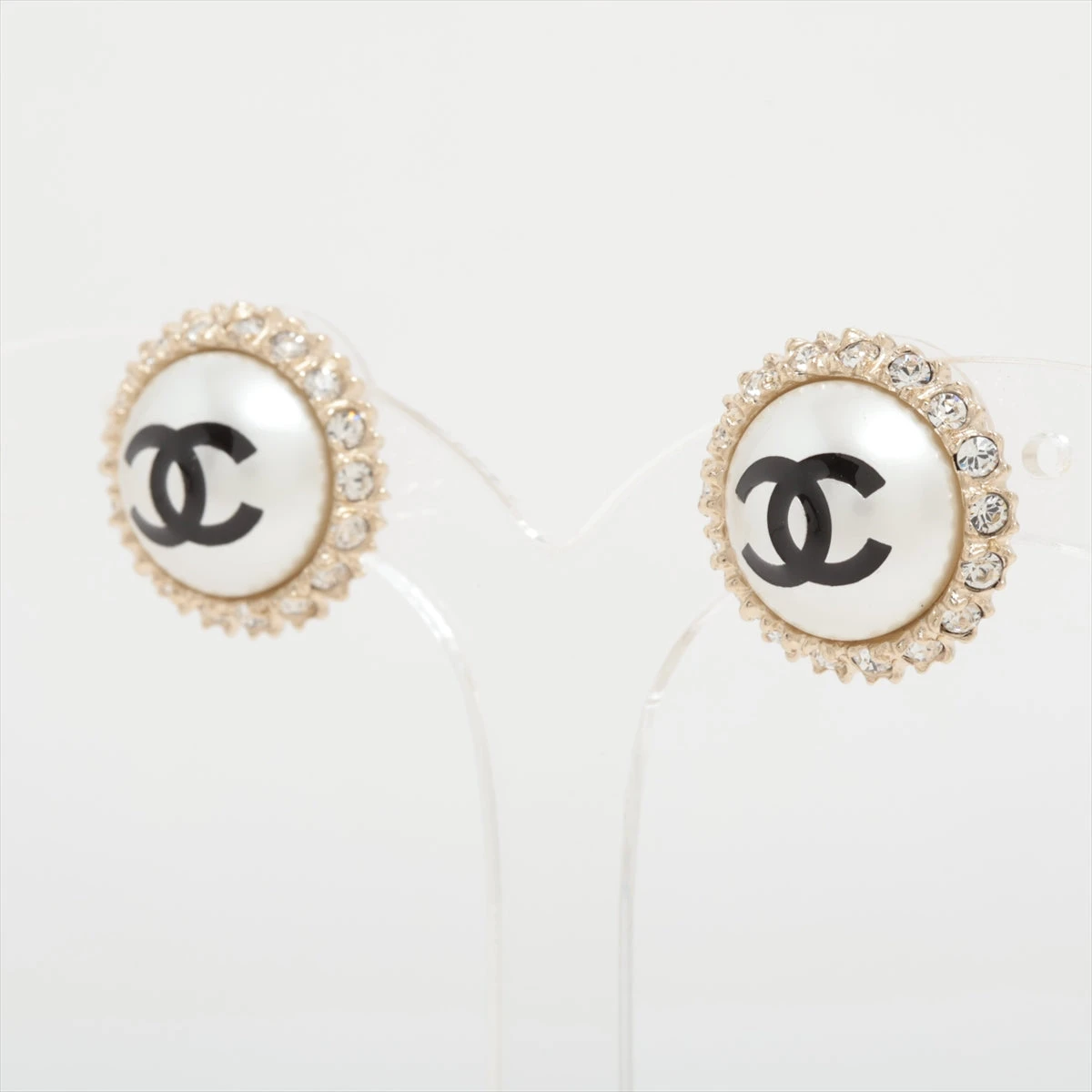 レア CHANELシャネル A20パールココマーク 一粒ピアス ゴールドストーン レア CHANELシャネル A20パールココマーク 一粒ピアス ゴールド