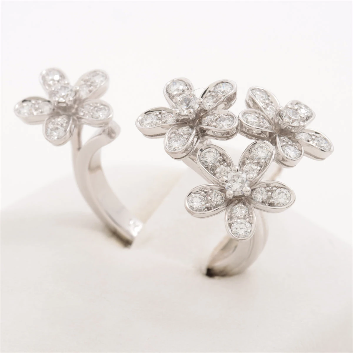 ヴァンクリーフ&アーペル ソクラテス リング