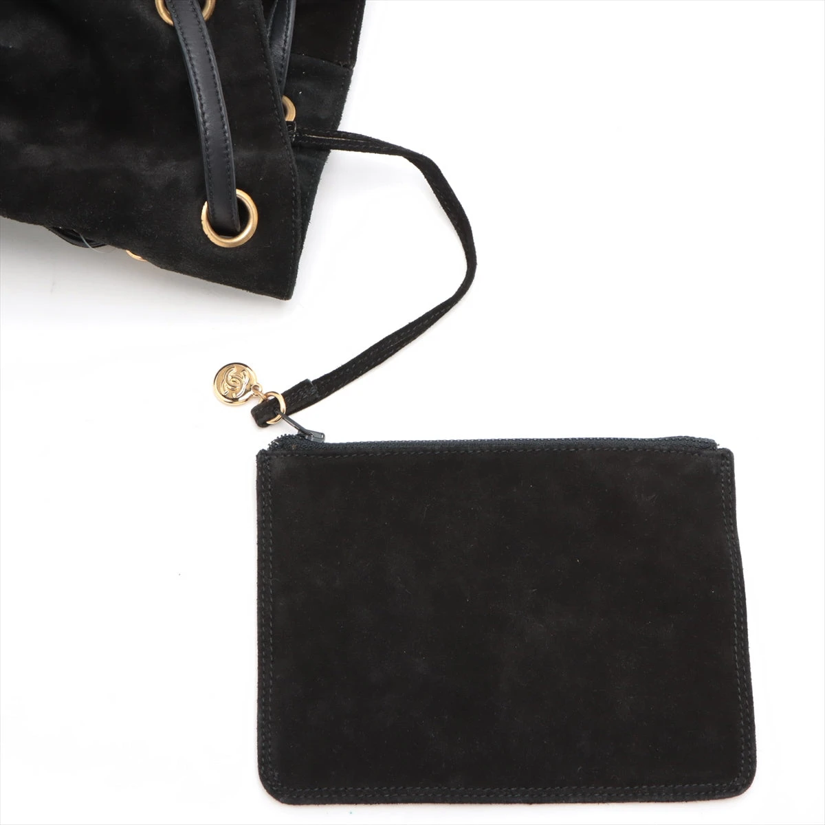 CHANEL マトラッセスエードココマーク チェーンショルダーバッグ