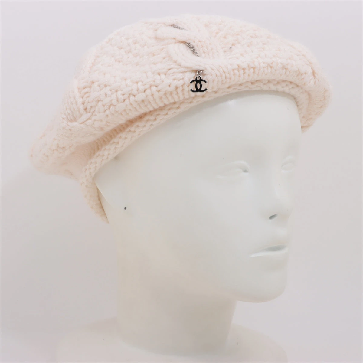 シャネル ココマーク ベレー帽 カシミヤ ホワイト メタルチャーム付き