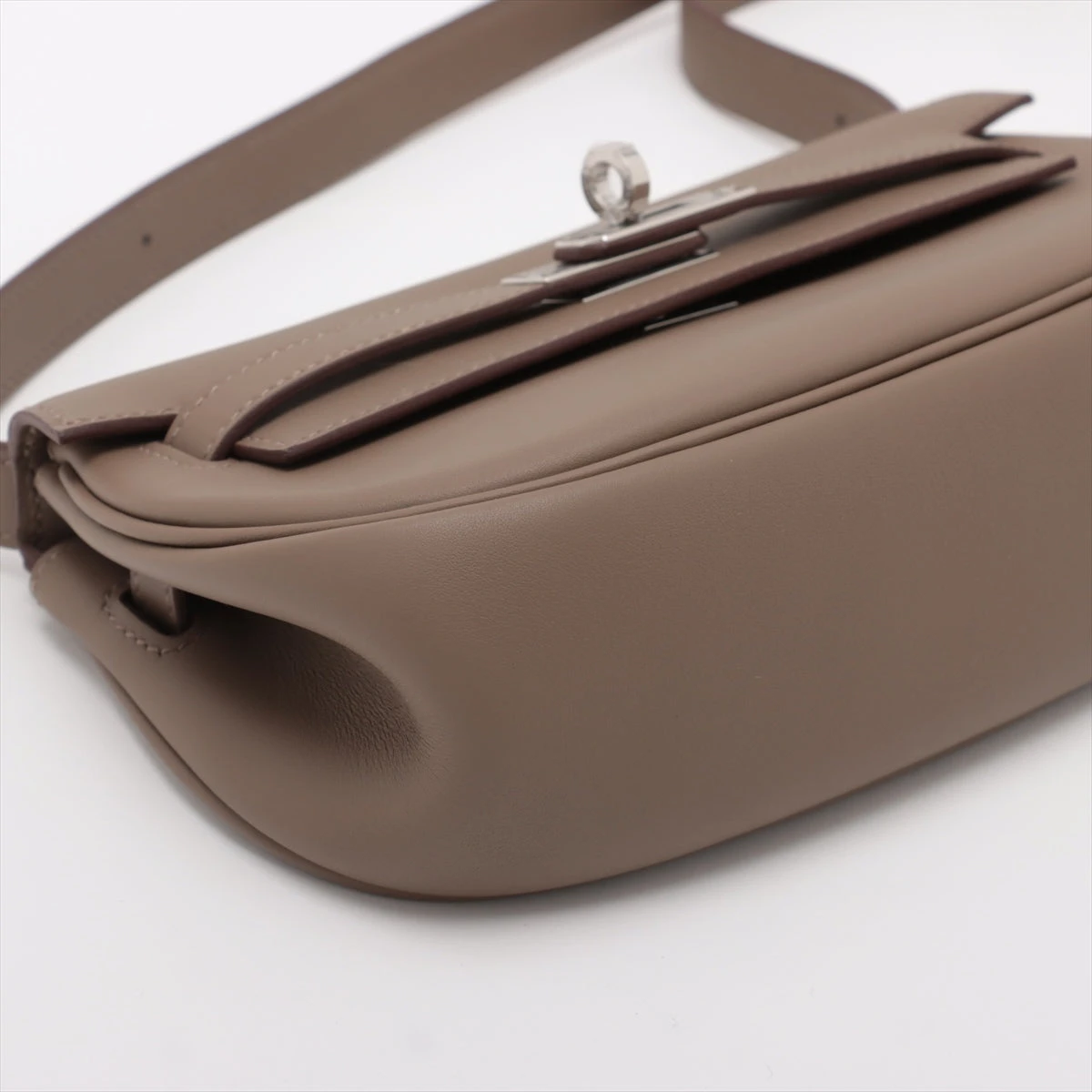 エルメス ケリームーヴ スイフト エトゥープ シルバー金具 W:2024年