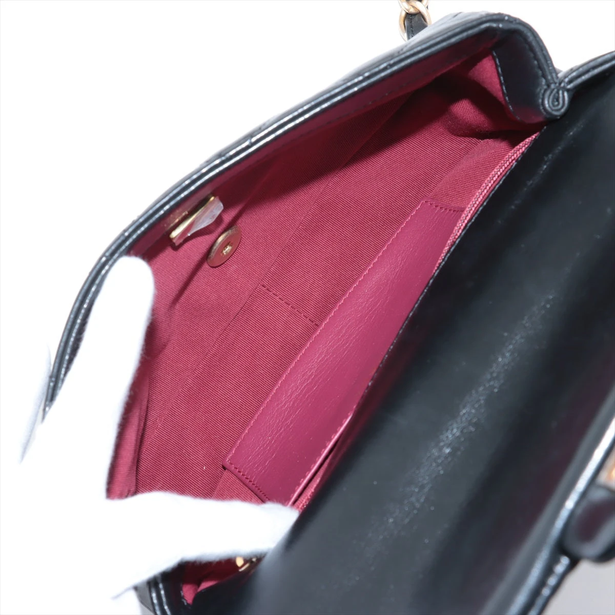 シャネル マトラッセ レザー チェーンショルダーバッグ ブラック