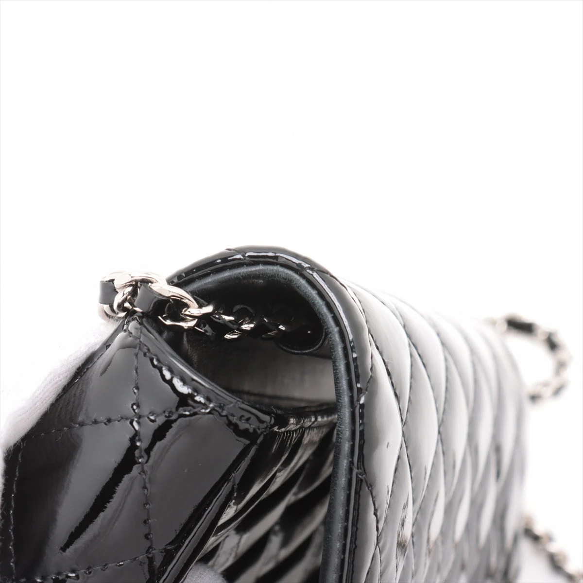 シャネル マトラッセ パテントレザー チェーンウォレット ブラック