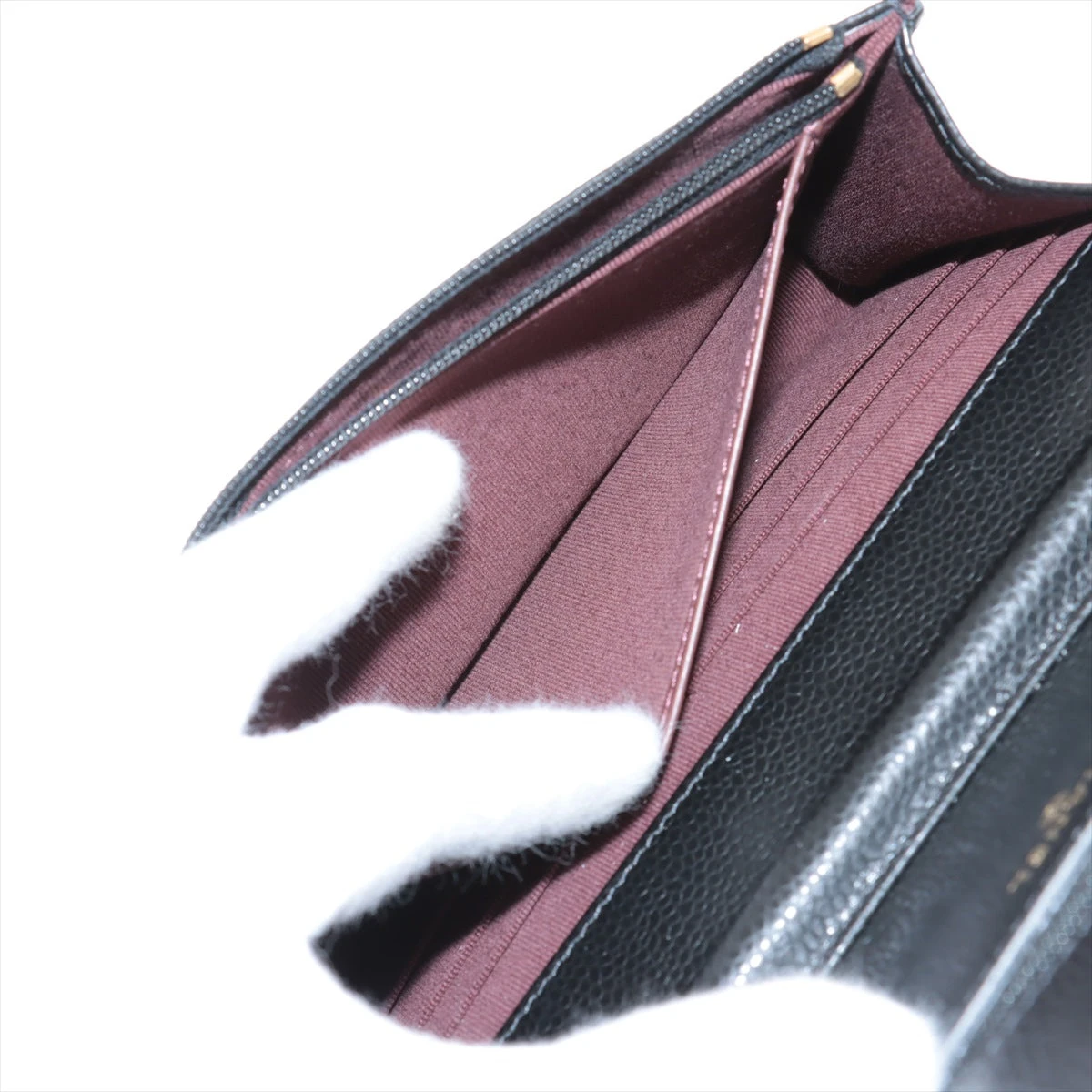 【CHANEL】貴重チェーンウォレット　キャビアスキン　ゴールド金具 シャネル マトラッセ キャビアスキン チェーンウォレット