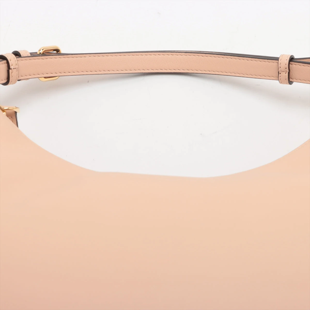 フェンディ フェンディグラフィー スモール レザー ワンショルダー