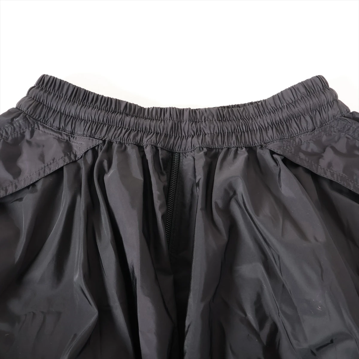 プラダ　ナイロンスカート　美品 プラダ スカート｜中古ブランド品・ブランド古着通販｜ALLU