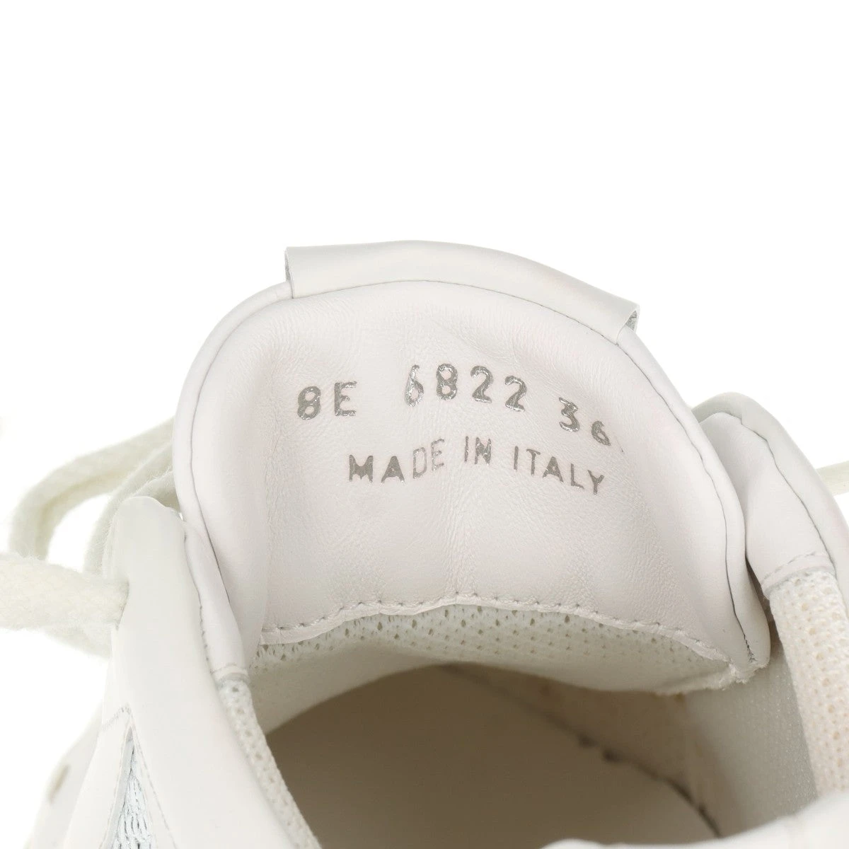 ブッチー　Mal. rerere H風24㎝スニーカーホワイト新品未使用 CONVERSE 2024秋冬新作 コンバース オールスター パッチ