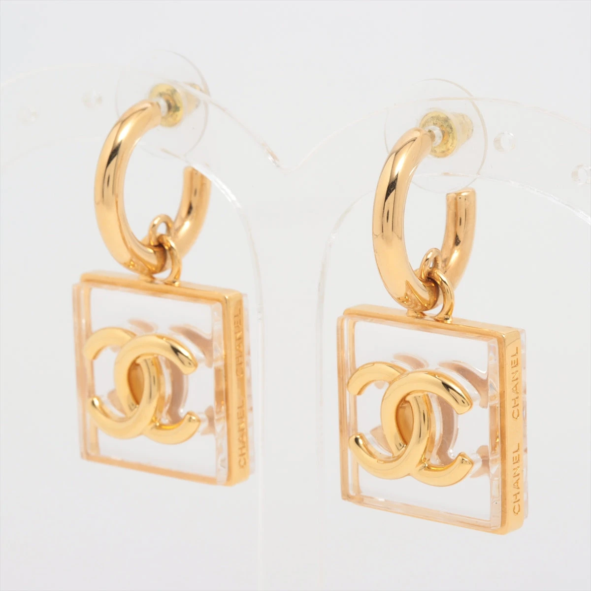 シャネル マトラッセ B23C ピアス(両耳用) レジン シャネル マトラッセ B23C ピアス(両耳用) レジン シャネル