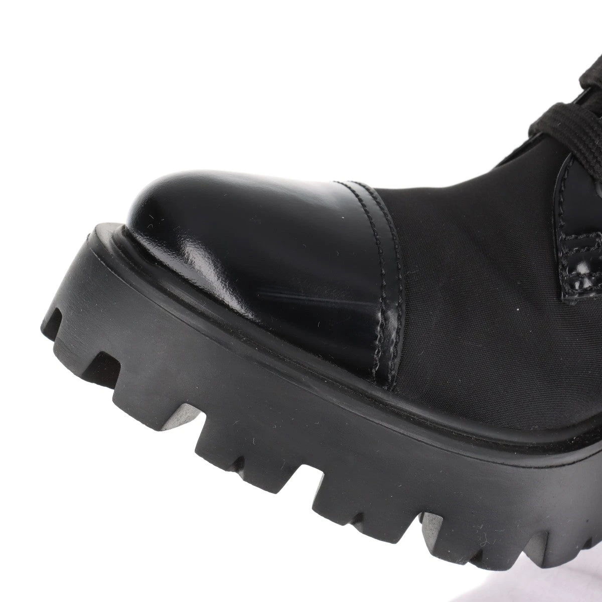 プラダ Re Nylon リ ナイロン ナイロン×レザー ショートブーツ