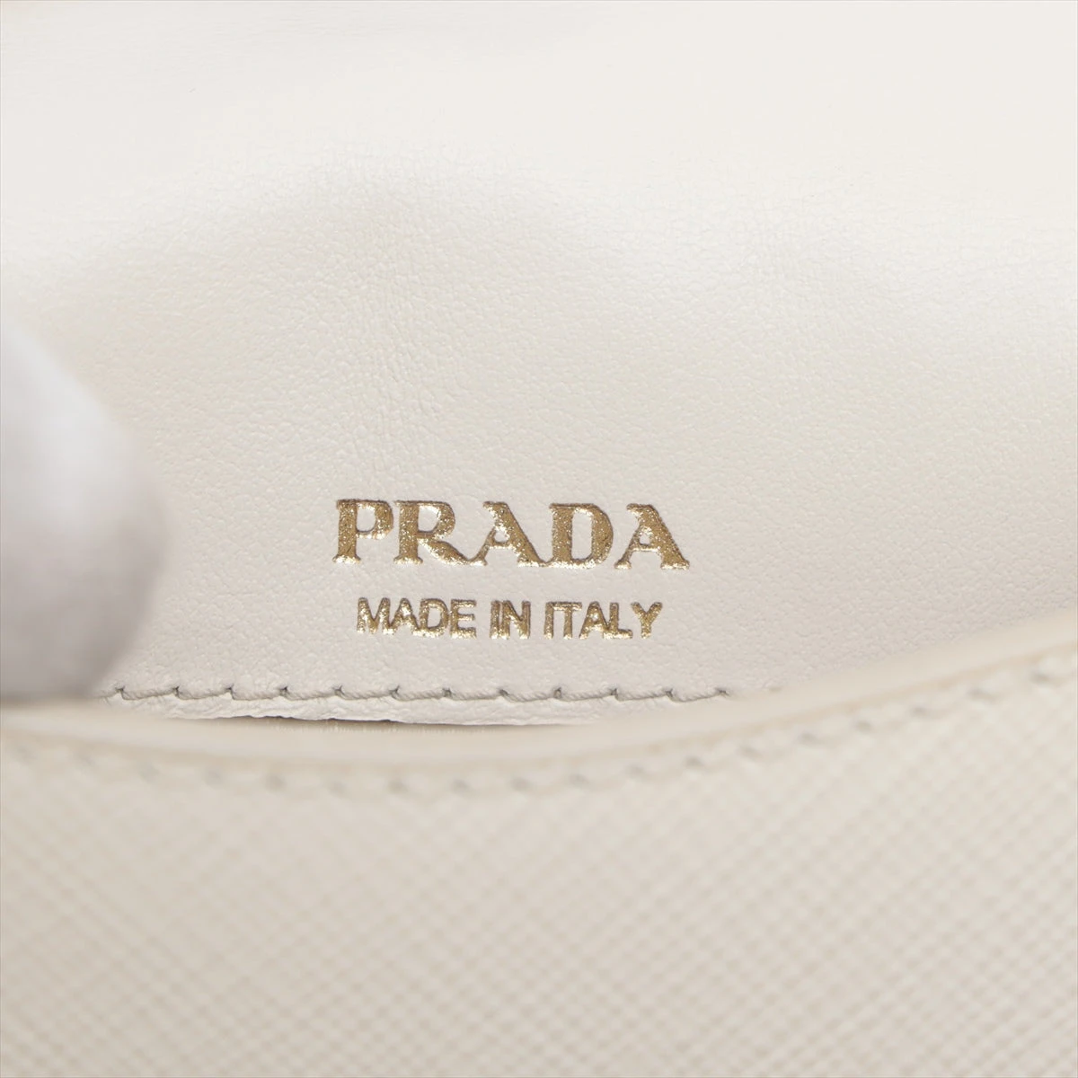 PRADA - プラダ PRADA ショルダーバッグ レザー ホワイト