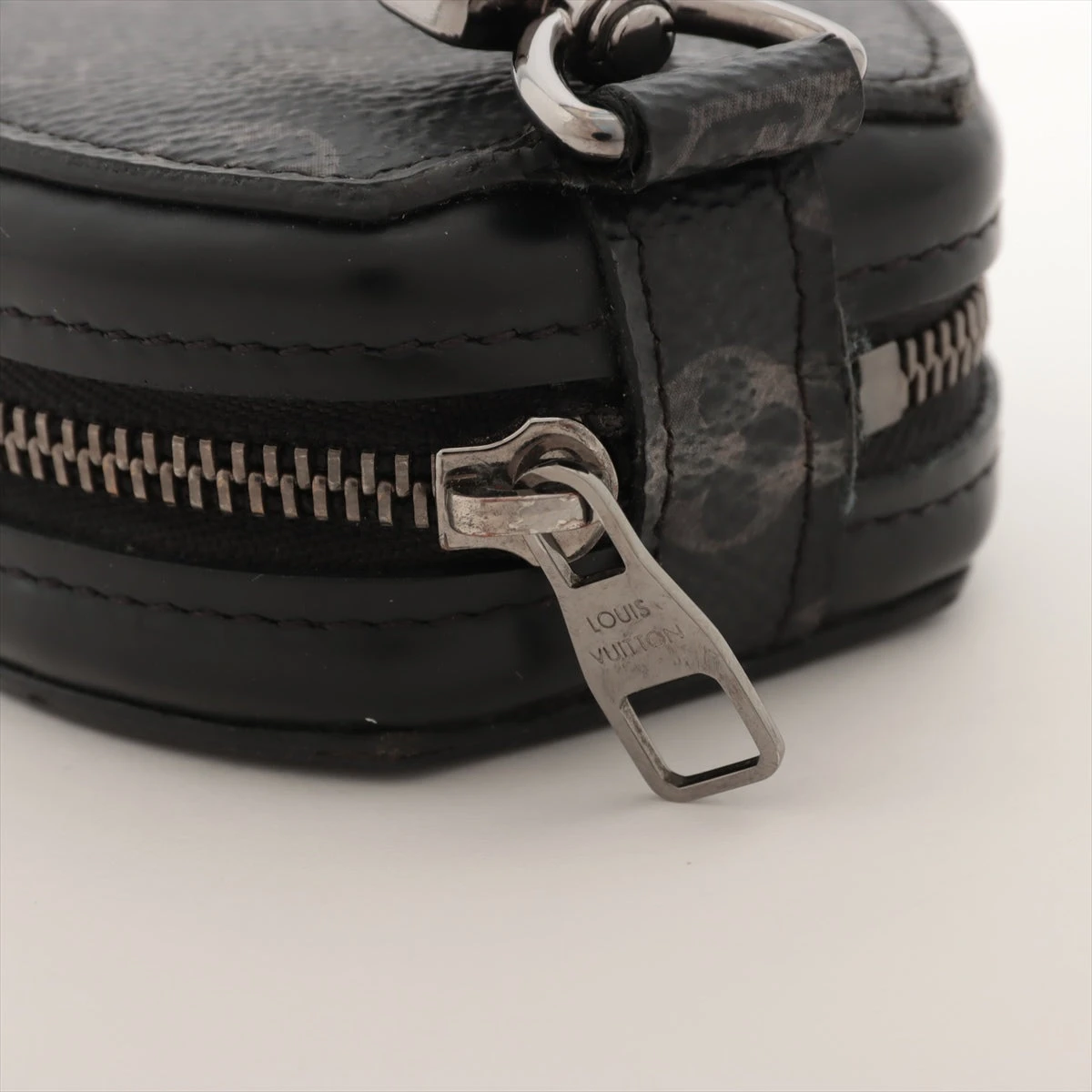楽天市場】LOUIS VUITTON エテュイ・イヤホン GI0496 モノグラム