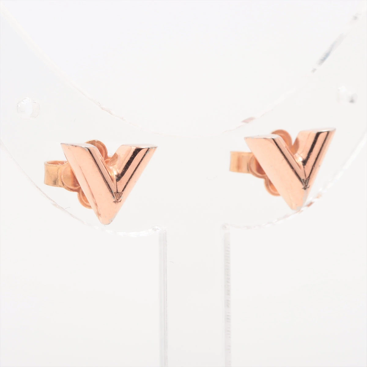 ヴィトン　V字ピアス両耳用 LOUIS VUITTON ルイヴィトン ピアス 両耳用 エセンシャル V