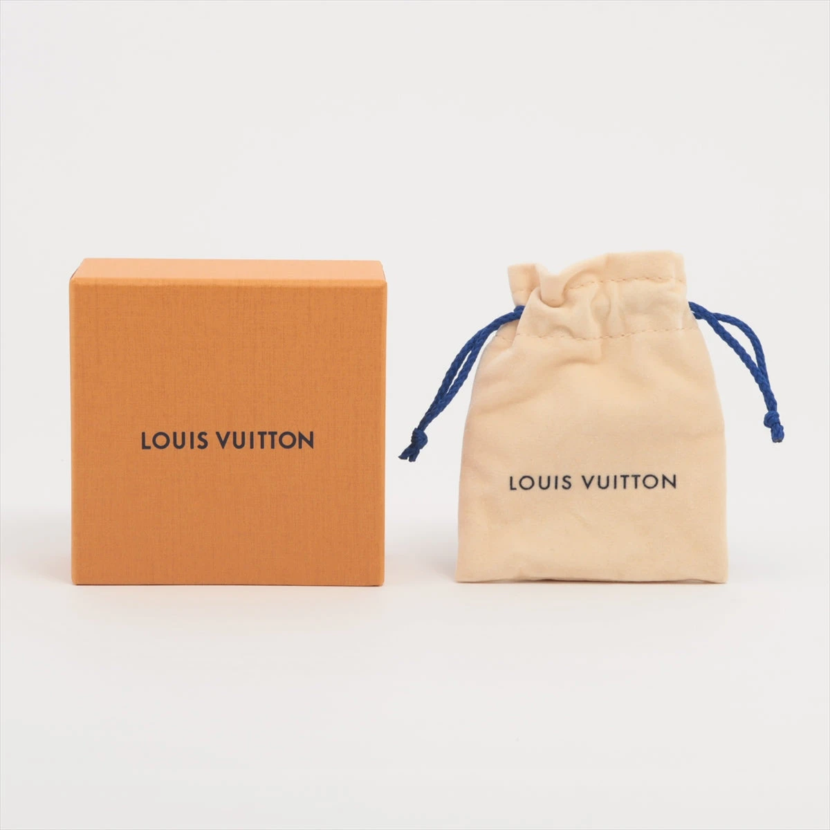極美品　LOUIS VUITTON ブラスレ・エクリプス　M8103F 極美品 LOUIS VUITTON ブラスレ・エクリプス M8103F