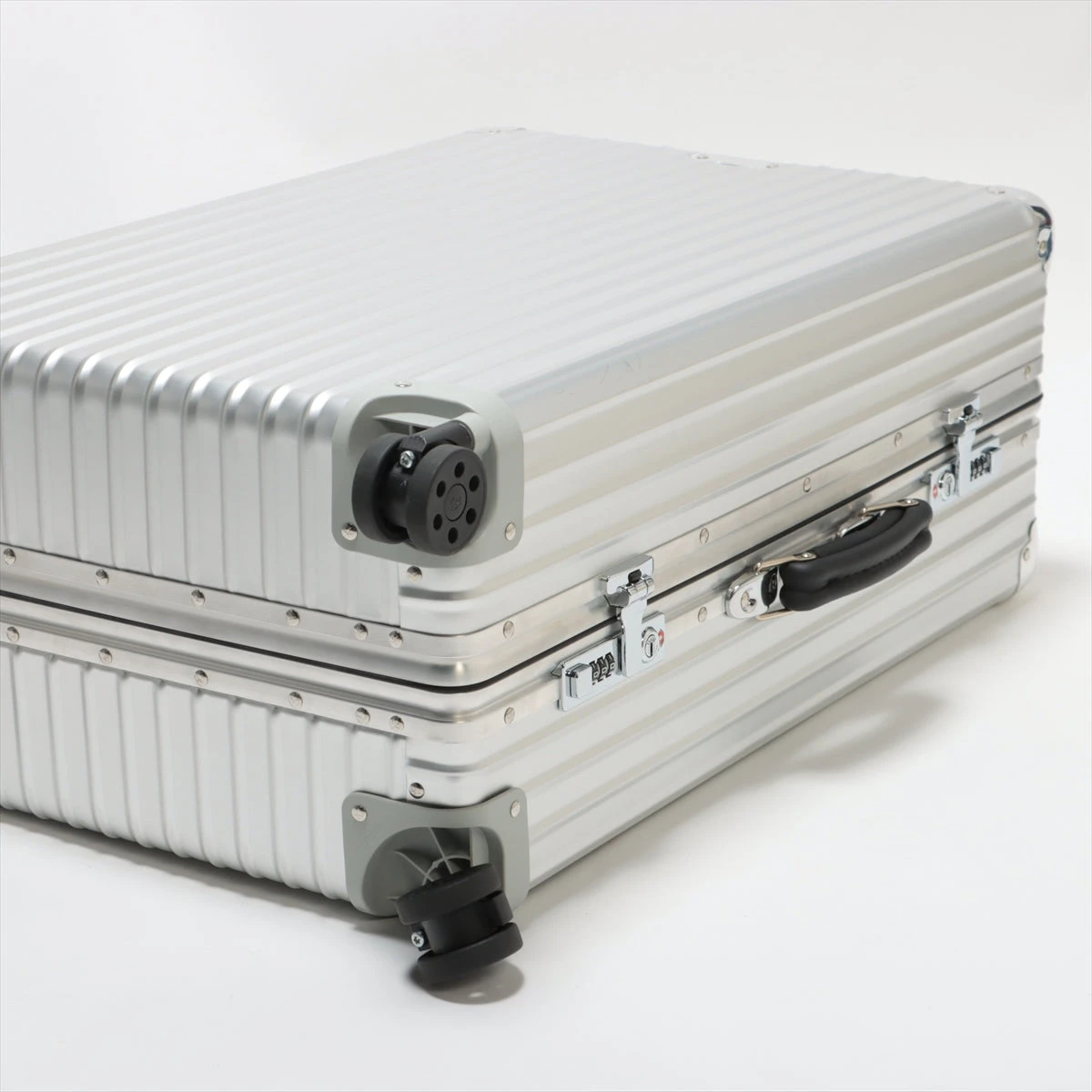 RIMOWA リモワ 35L アルミニウムキャリーケース シルバー 旧ロゴ