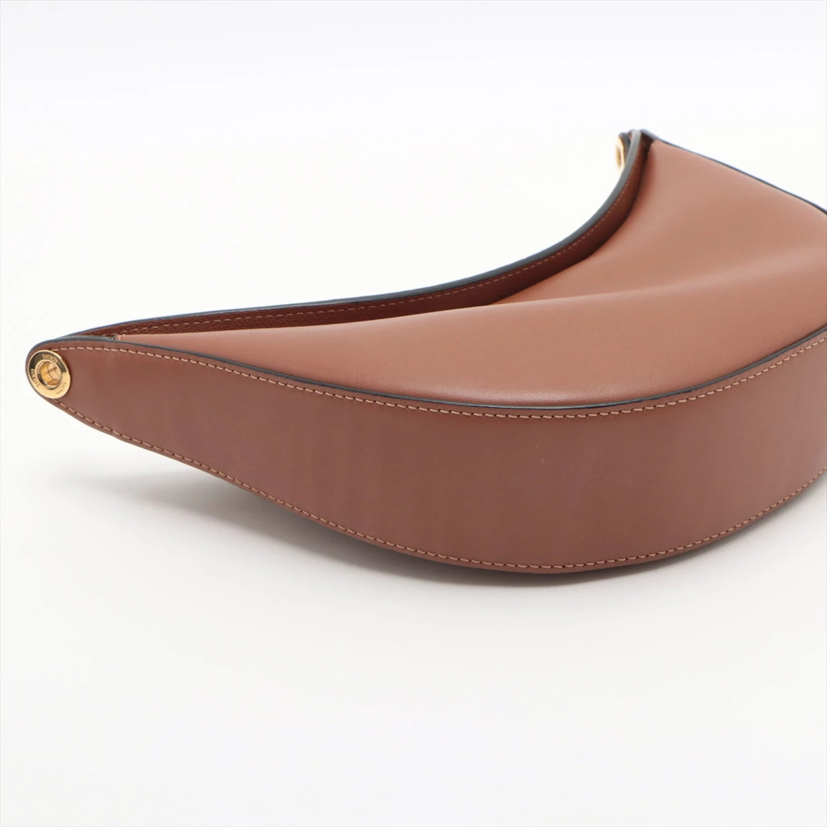 LOEWE アマソナブラウンレザー ショルダーバッグ 楽天市場】LOEWE ロエベ A039N10X032586 アマソナ19 スクエア